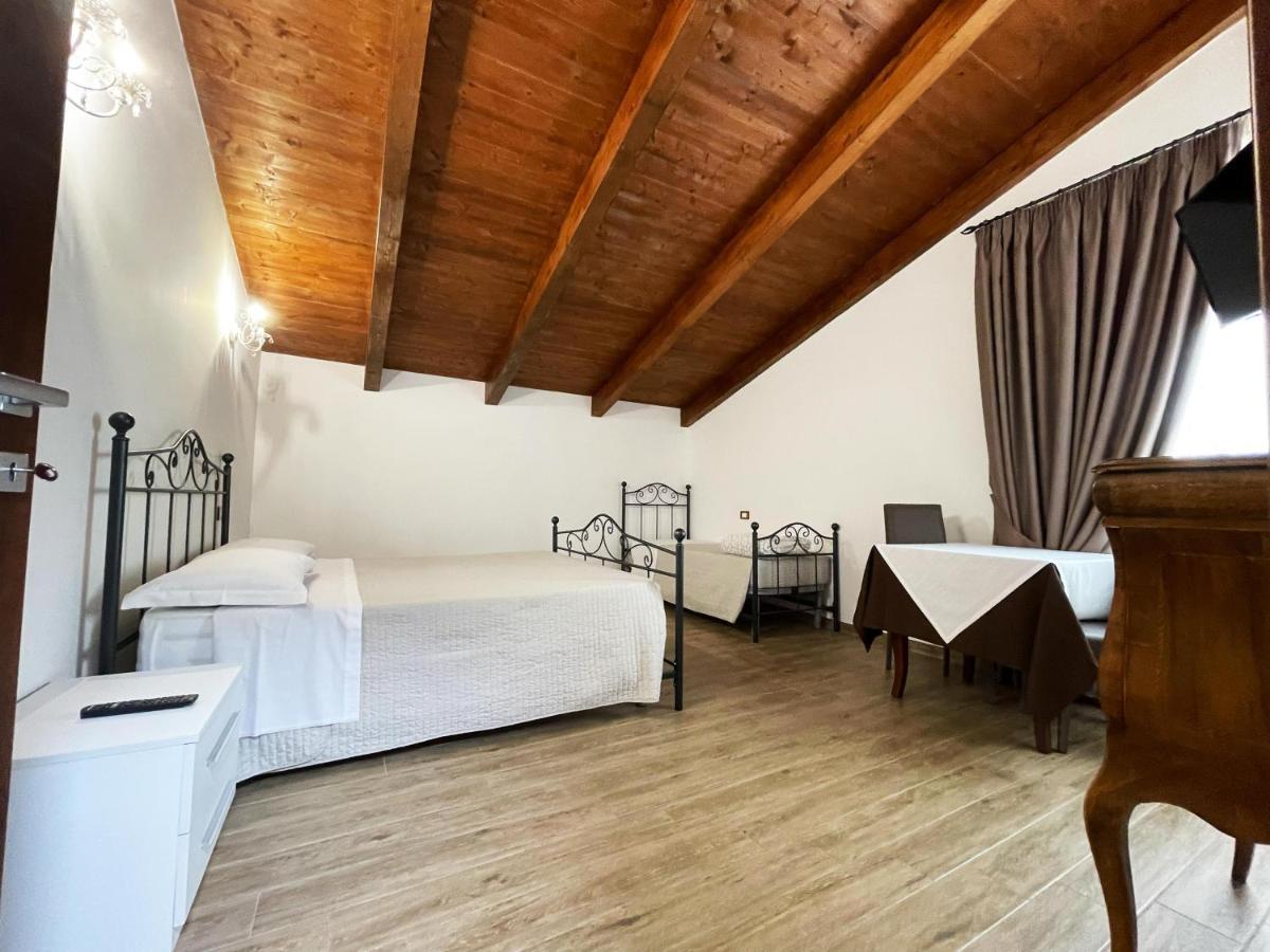 Tenuta Morrone Pertosa Extérieur photo